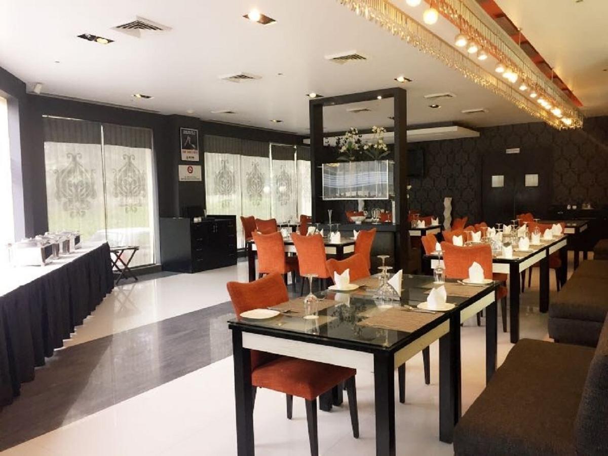 Hotel Vista 뉴델리 외부 사진